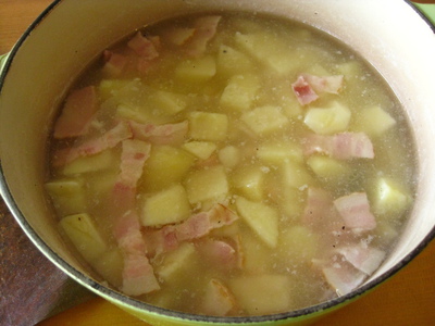２５日 カンパーニュ＆白インゲン豆の田舎風スープ