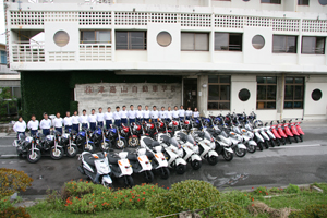 まずは津嘉山自動車学校の紹介