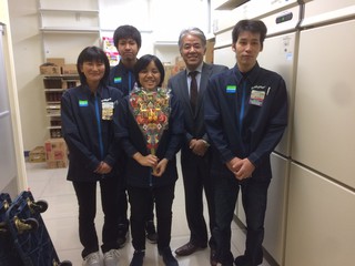 御用始めとファミリーマート巡回 御用始めとファミリーマート巡回