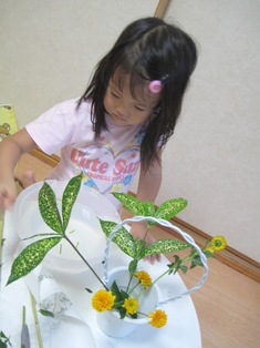 4歳娘：9月の花遊び
