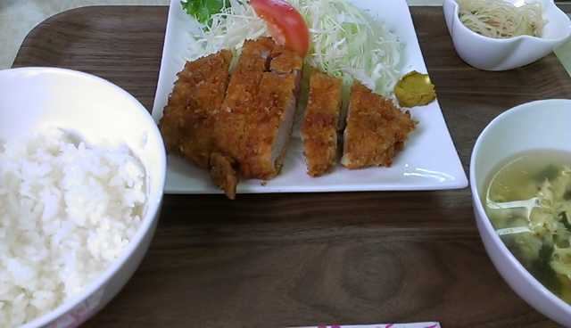 港町食堂