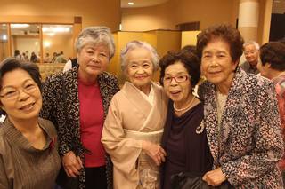 大先輩が88歳の祝宴が開かれる 大先輩が88歳の祝宴が開かれる