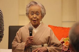大先輩が88歳の祝宴が開かれる 大先輩が88歳の祝宴が開かれる
