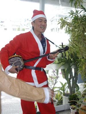 事務所にサンタがやって来た!!