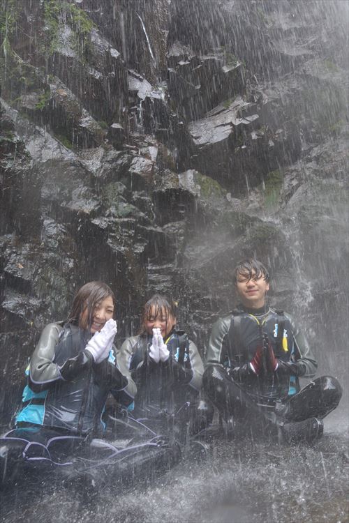 沖縄自然体験やんばる滝リバートレッキング沢登りコース3.17