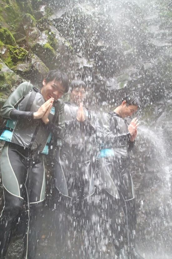 沖縄自然体験やんばる滝リバートレッキング沢登りコース2015.3.17