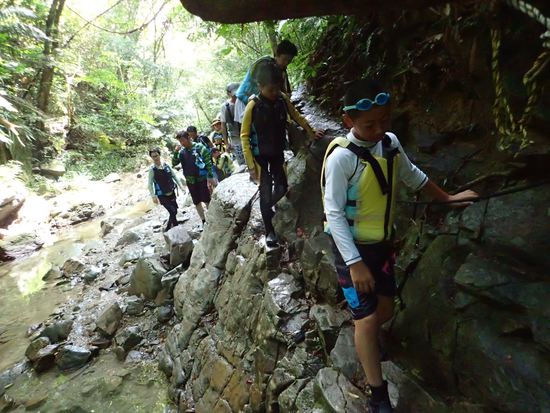 明日７月29,31日、８月まだ空きがあります。沖縄自然体験やんばる滝リバートレッキング沢登りコース2017.7.27