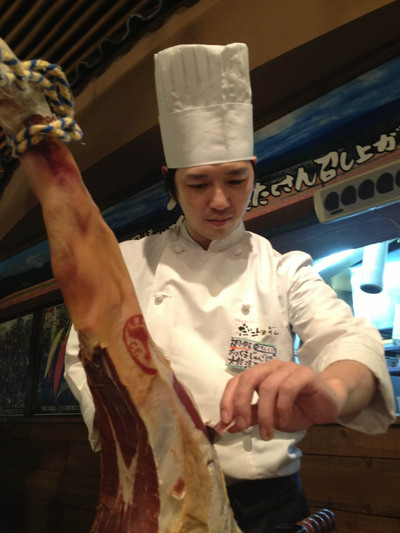 お酒をご注文してくれた方への特別企画♪ハモン・セラーノ
