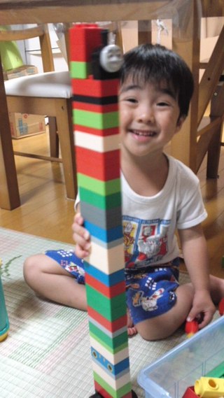 トーマス