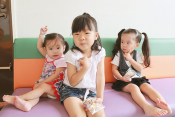 3姉妹。