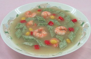 空心菜豆腐(ウンチェー豆腐の海老入り煮込み)