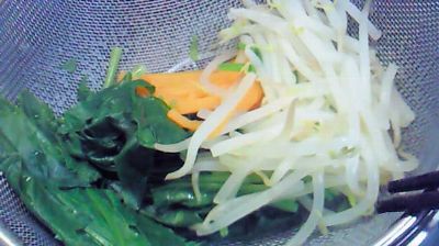 一気に3品!ピビンパ定食☆