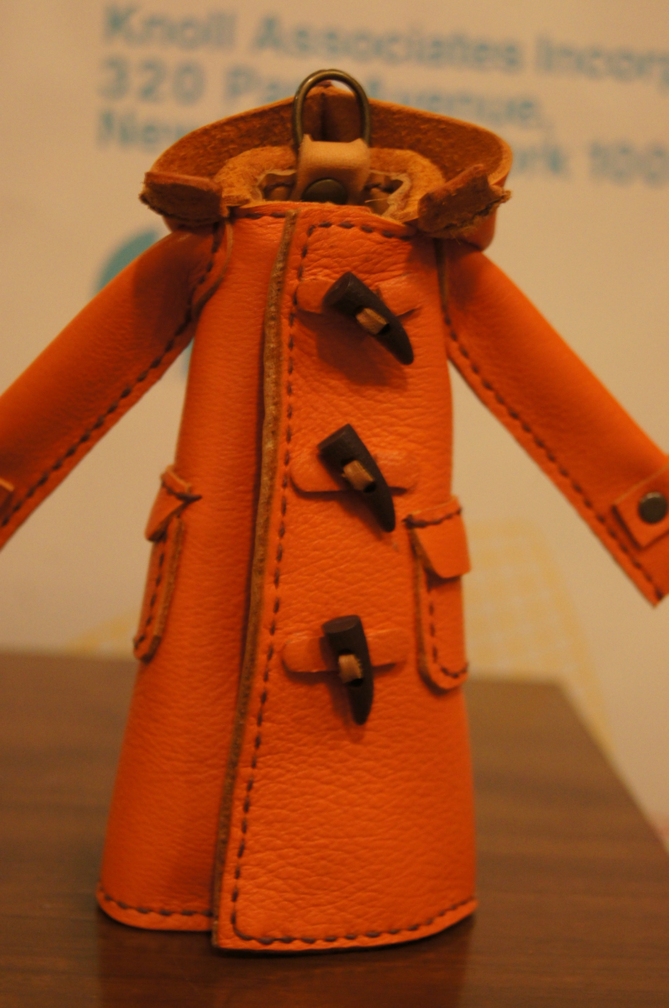 カラフルな革から生まれる作品が日々を彩る「AKI leathercrafts」:handmade accessories  NICOの小箱BLOG「ふたつめの箱」