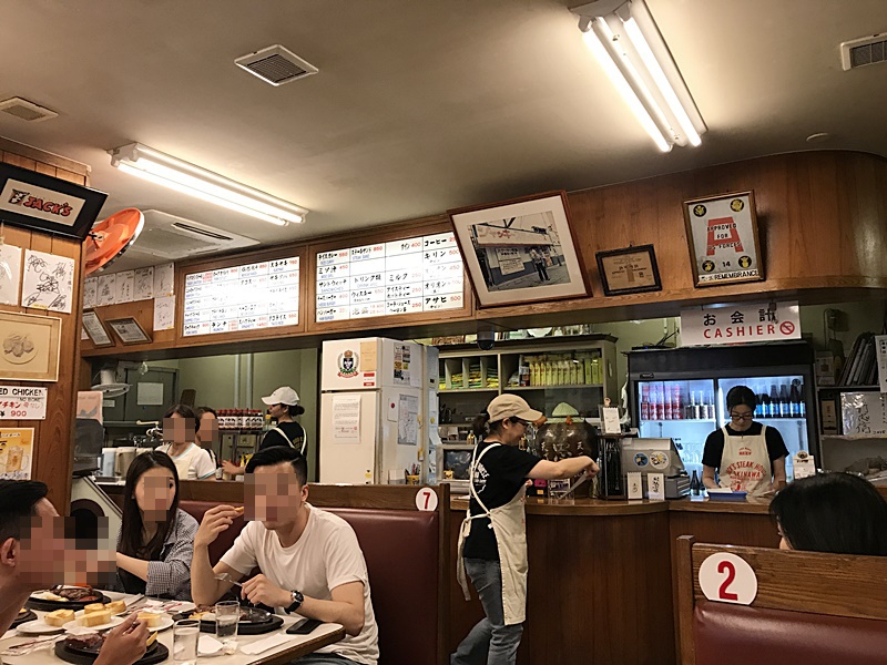 ジャッキーステーキハウスではニューヨークステーキが好きです! ジャッキーステーキハウスではニューヨークステーキが好きです!