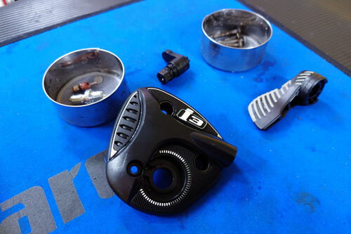 AQUALUNG AXIOM-i3 BCのオーバーホール・・・│【潜水作業・潜水漁業 
