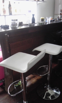 bar bond 2011/01/16 16:56:34