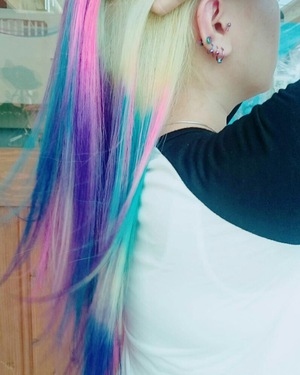 レインボーヘアのほしちゃん