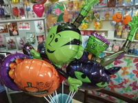 ハロウィンバルーンちょぴ～っとずつ入荷♪