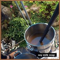 豆乳石けん作ってますぞ〜✨ 2014/02/20 12:14:54