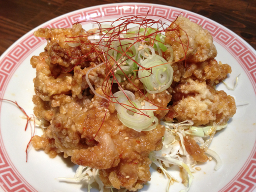 那覇市のラーメン屋「らぁめん空海」