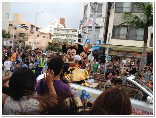 那覇祭り国際通りパレード