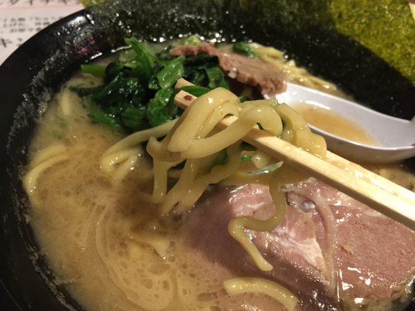 武蔵家のラーメン 豚骨醤油ラーメン