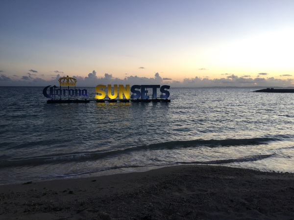 沖縄で開催されたコロナフェス2016 美らSUNビーチ夜