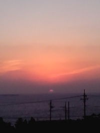 今年最後の夕日と最後から2番目の夕日 2014/12/31 19:11:05
