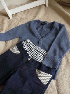 ダブルウエストのデニムパンツ