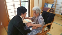 102歳のおばーに久しぶりに会ってきました。