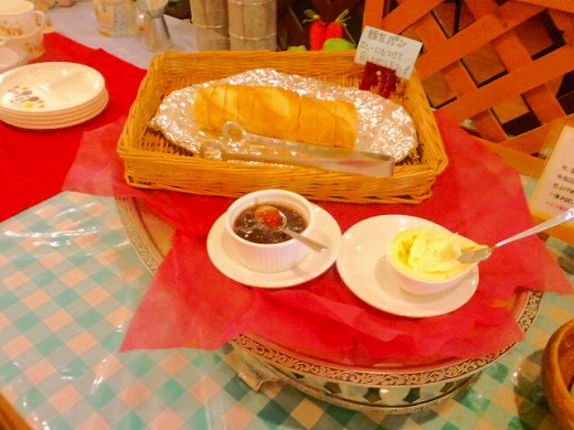 サーレぺぺ　うるまシティプラザ　食べ放題でした。
