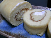 初ロールケーキ
