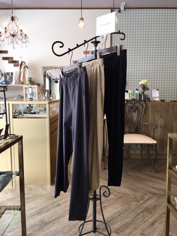 後ろ姿が可愛い雰囲気を持つシャツ Franca Boutique For 40 Women