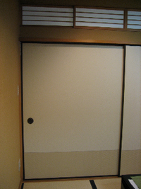 〈神楽坂料亭〉ふすまの張替え記２ 　網代(あじろ）の柄 2009/04/19 23:38:17