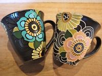 手描きのカップ入荷しました。