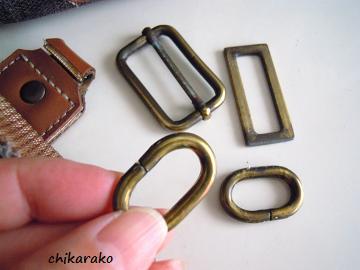 バッグのパーツを再利用♪