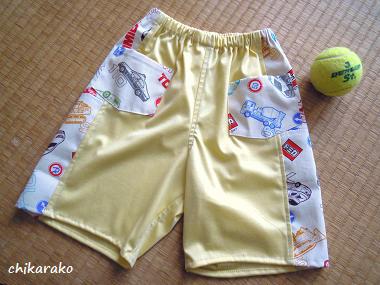着ないカーディガンを！子供用パンツへリメイク！