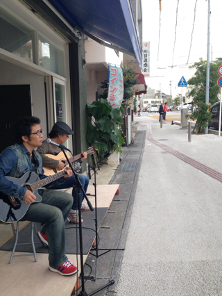 ホールプレイスお出かけライブ Live Bar Hole Place の華麗なる日々