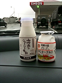 何故か牛乳 2010/02/09 12:10:41