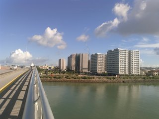高層分譲マンションが続々と建つ