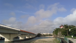 那覇市波の上辺りの情景