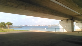 那覇市波の上辺りの情景