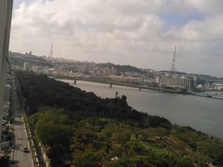 那覇市　漫湖公園辺りの風景