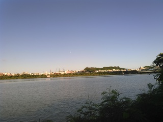 那覇市と豊見城市にまたがる漫湖公園