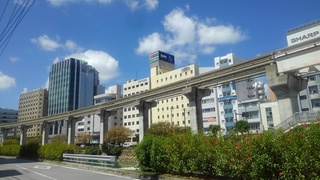 旧KDD那覇ビル跡地へ新ビルが！