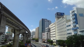 国道５８号　　旭橋駅前