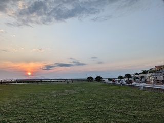 瀬長島の夕陽は綺麗かった