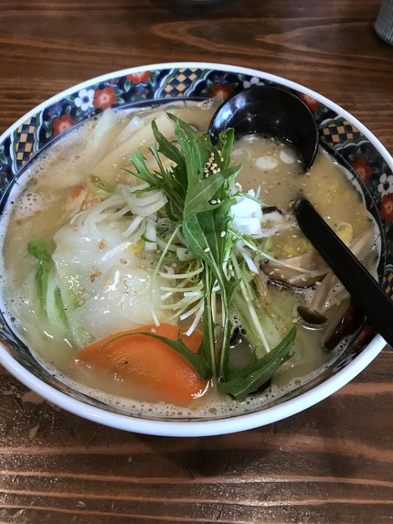 追風丸のたっぷり野菜ラーメン