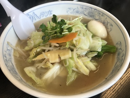 らーめんランドのうま辛ラーメン　～辛すぎない辛さが好き♪～