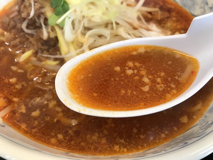 らーめんランドのうま辛ラーメン　～辛すぎない辛さが好き♪～